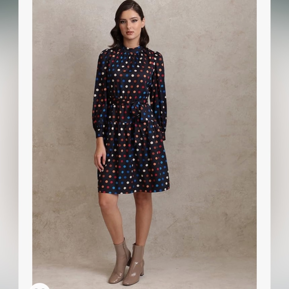 Women's Long Sleeve Back Cut Out Mini Dress
Polyester